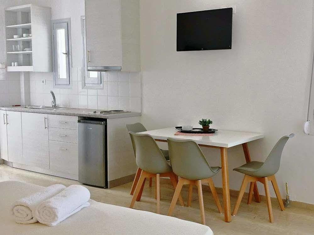 Crown Apartments カリヴェス エクステリア 写真